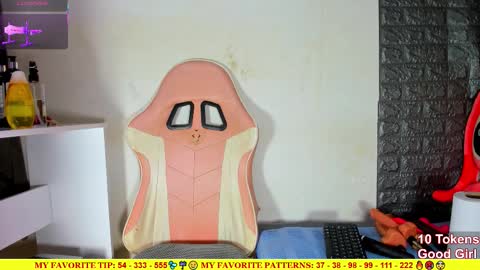 Arianna online show from 11/23/25, 06:30