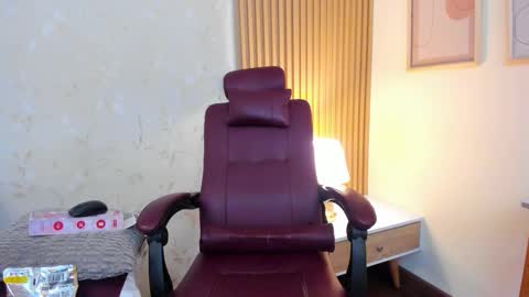 Arianna online show from 09/24/25, 07:01