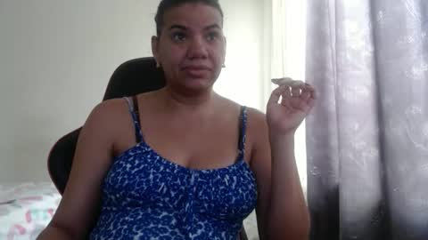 ariannaloovel online show from 12/02/25, 02:45