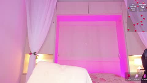 ariannavega_ online show from 07/17/26, 12:01