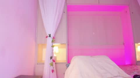 ariannavega_ online show from 07/28/26, 03:21