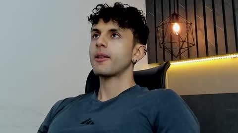 Snapshot of ariasaadeh chatting on 09/23/25, 12:08 ariasaadeh online show from 09/23/25, 12:08