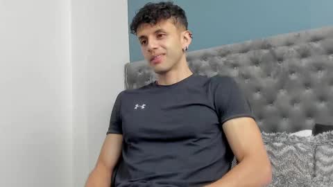 Snapshot of ariasaadeh chatting on 10/04/25, 12:14 ariasaadeh online show from 10/04/25, 12:14