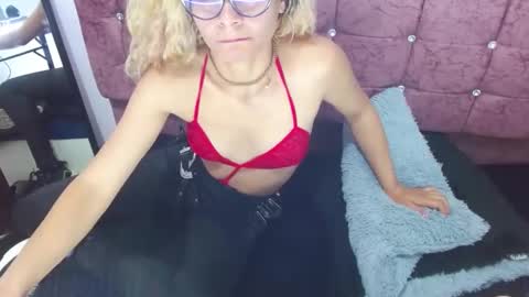 ariasmithog online show from 02/15/25, 06:44