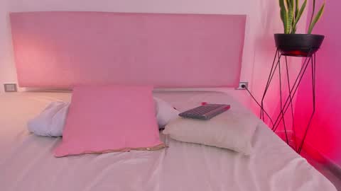 Snapshot of ariavelvet_ chatting on 02/03/26, 02:53 Aria online show from 02/03/26, 02:53
