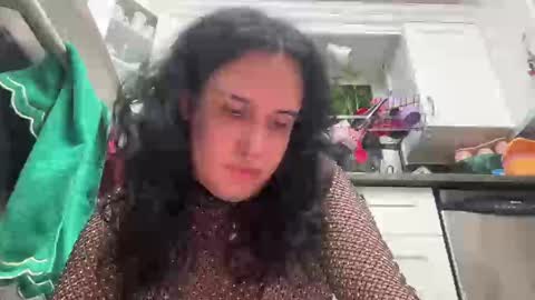 Snapshot of ariawestlove chatting on 01/09/25, 05:55 Aria online show from 01/09/25, 05:55