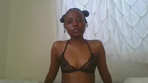 Tight pussy online show from 02/24/26, 06:22