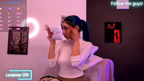 Aria  online show from 09/19/25, 08:53