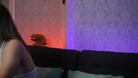 Snapshot of ariayasmin chatting on 06/08/26, 10:21 Aria online show from 06/08/26, 10:21