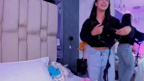 Welcome to Ari room online show from 05/31/26, 08:32