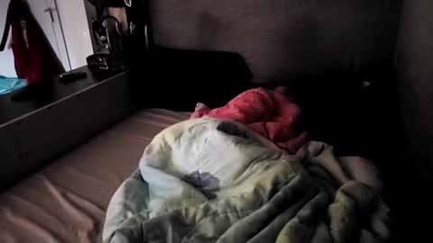 Snapshot of aricsoro69 chatting on 12/26/24, 06:54 Sophie girard online show from 12/26/24, 06:54