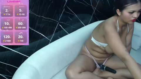 ariel_1_ online show from 07/23/26, 02:04