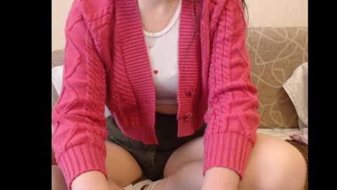 Snapshot of ariel_la chatting on 02/02/26, 08:35 Ariella online show from 02/02/26, 08:35