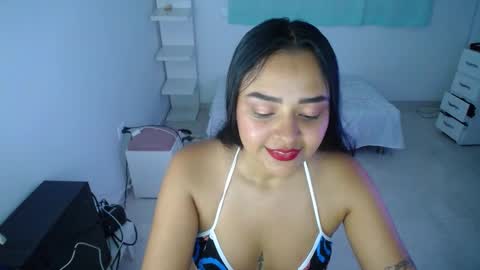 daniella online show from 02/19/25, 02:01