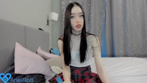 Snapshot of ariel_rouse chatting on 12/02/24, 05:37 Ariel online show from 12/02/24, 05:37