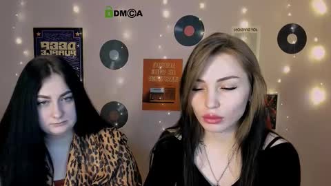 Snapshot of ariel_shadow chatting on 11/23/25, 09:53 ariel_shadow online show from 11/23/25, 09:53