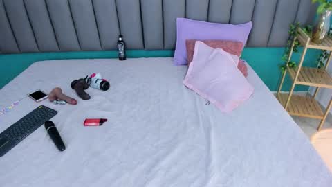 ariela__ online show from 09/27/25, 05:01