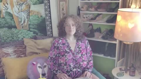 Snapshot of arielabai chatting on 10/30/25, 05:02 Arielle Ari online show from 10/30/25, 05:02