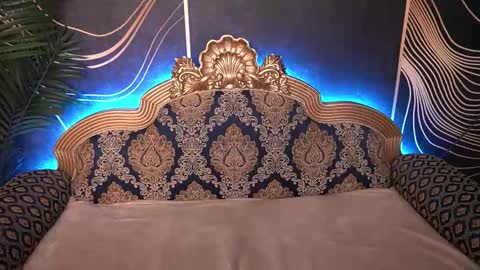 Ariel online show from 09/13/25, 07:57