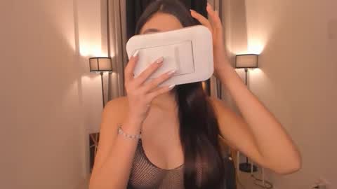Snapshot of ariellaarida69 chatting on 04/12/26, 11:32 MIRA GREYSON online show from 04/12/26, 11:32