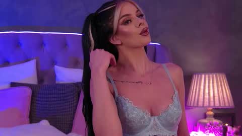 Ariell online show from 11/08/25, 06:29