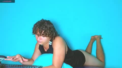 Ariel Aoir online show from 07/23/26, 01:58