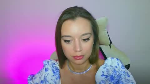 Ariel online show from 09/29/25, 03:06