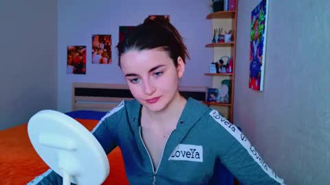 arielstonks_lovee online show from 03/04/25, 06:04