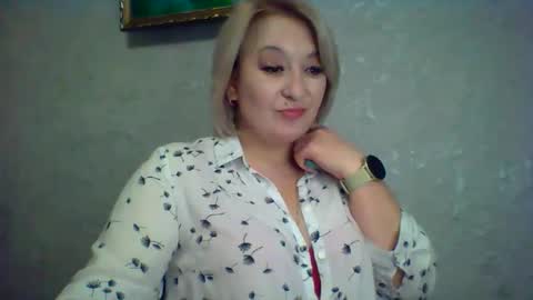 ArielXLoveresss online show from 11/07/25, 05:18