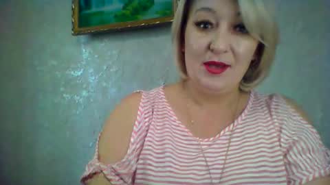 ArielXLoveresss online show from 11/14/25, 10:36