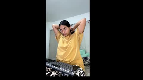 aries_plays online show from 12/16/25, 12:21