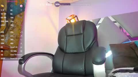 ari 3 online show from 10/18/25, 10:43