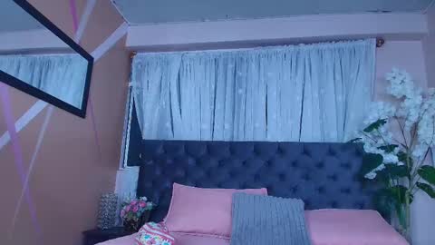 Snapshot of ariia_sweett chatting on 03/22/26, 03:32 Ariia sweett online show from 03/22/26, 03:32