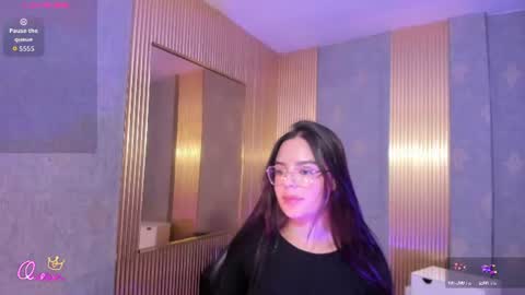 ariiaa_tay1 online show from 06/13/26, 11:41