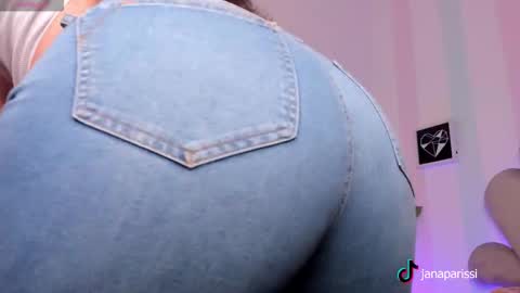 Snapshot of ariiah_walker_ chatting on 10/22/25, 02:34 Ariah online show from 10/22/25, 02:34