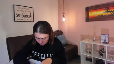 Snapshot of ariianabaker chatting on 02/19/25, 09:47  Arianna  online show from 02/19/25, 09:47