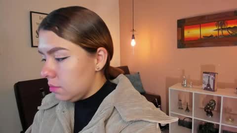 Snapshot of ariianabaker chatting on 03/05/25, 12:00  Arianna  online show from 03/05/25, 12:00