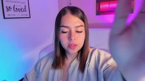 Snapshot of ariianabaker chatting on 09/21/25, 02:29  Arianna  online show from 09/21/25, 02:29