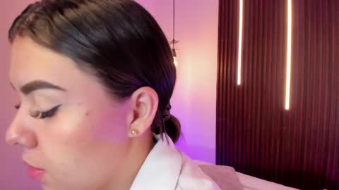  Arianna  online show from 06/06/26, 01:05