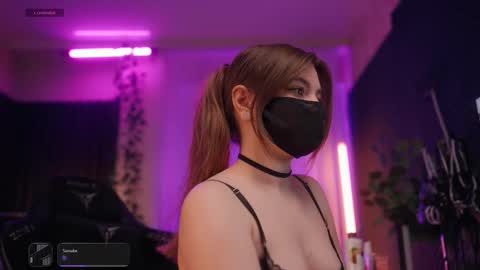 Arina online show from 09/28/25, 02:11