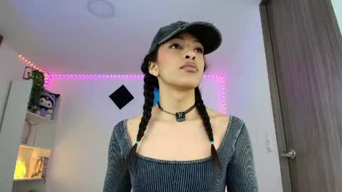 arimoon18 online show from 05/24/26, 12:10