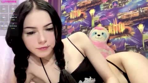 Arinka online show from 12/18/24, 06:32