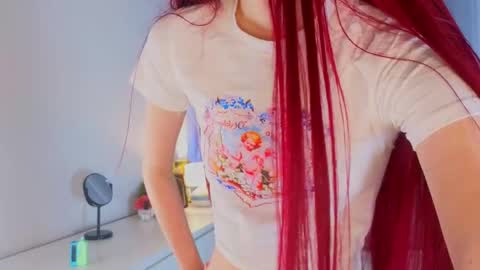 Snapshot of arinaa_waifu chatting on 05/08/26, 03:06 Arina online show from 05/08/26, 03:06