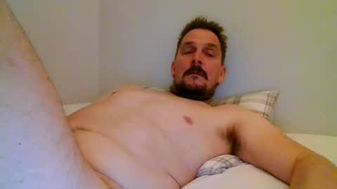 Snapshot of ariparikrigsmann chatting on 12/17/24, 01:39 ariparikrigsmann online show from 12/17/24, 01:39