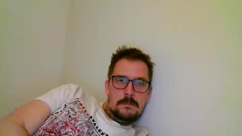 Snapshot of ariparikrigsmann chatting on 01/06/25, 10:26 ariparikrigsmann online show from 01/06/25, 10:26