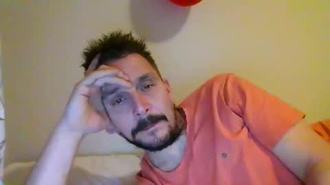 Snapshot of ariparikrigsmann chatting on 02/13/25, 05:33 ariparikrigsmann online show from 02/13/25, 05:33