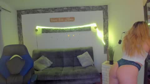 arisha_katy1 online show from 03/06/25, 01:48