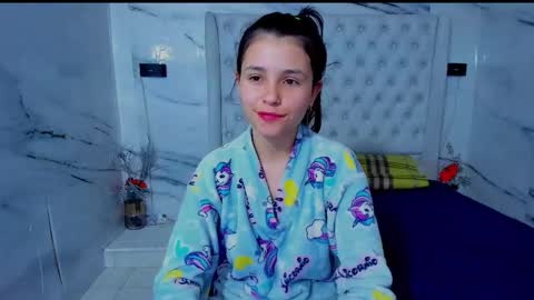 arisha_lee2 online show from 12/01/25, 02:05