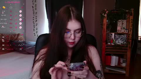 Astrid online show from 06/13/26, 10:57