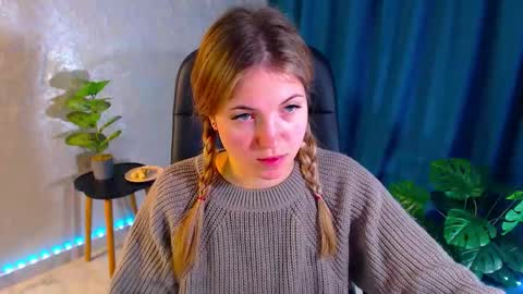 Arlana online show from 09/27/25, 02:16